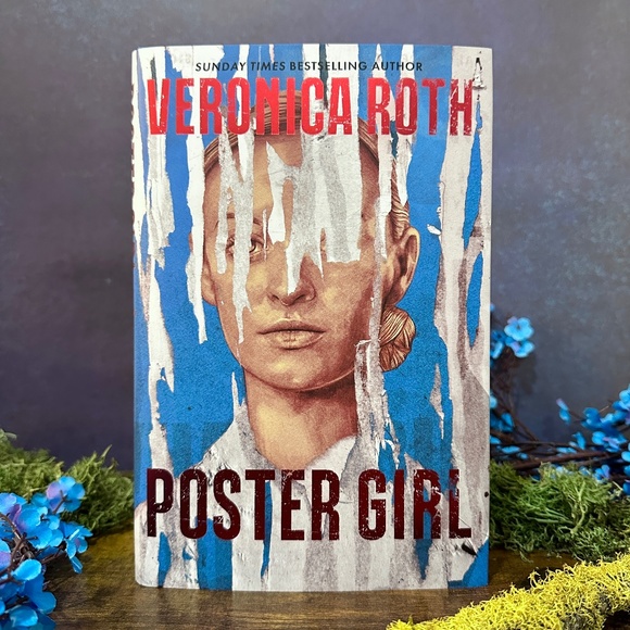 FairyLoot October 2022 Poster Girl by Veronica Roth - Picture 1 of 4